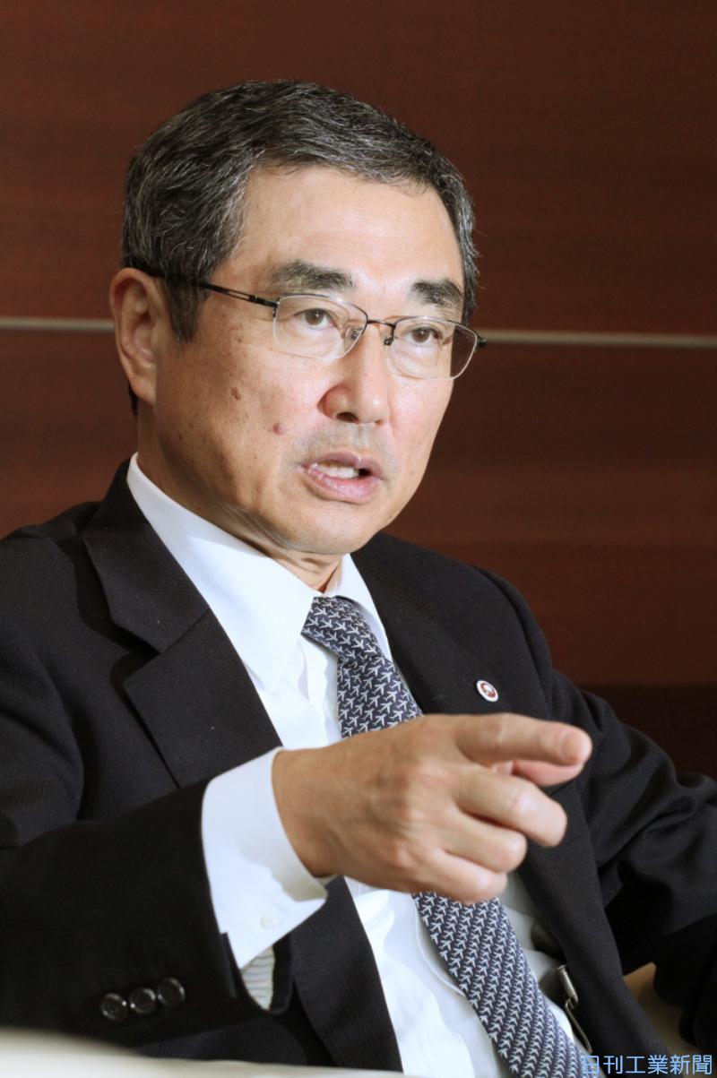 攻める２０１２ ８ 全日本空輸社長 伊東信一郎氏 ７８７の国際路線拡充 日刊工業新聞 電子版