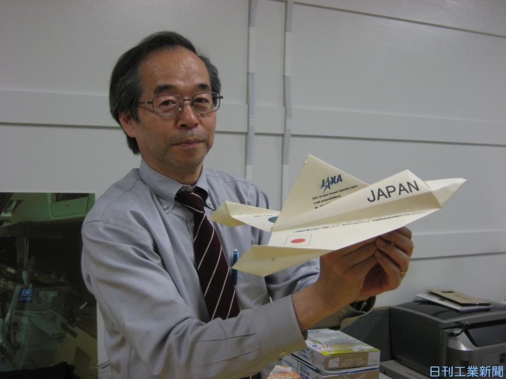 週末は“別人”/東京大学教授・鈴木真二氏−折り紙飛行機の魅力伝える 日刊工業新聞 電子版