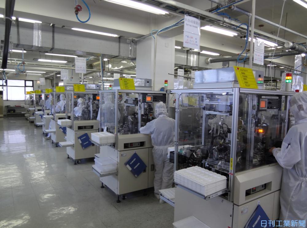  Apple、次期製品にカーボンファイバーコンポーネントを調達?