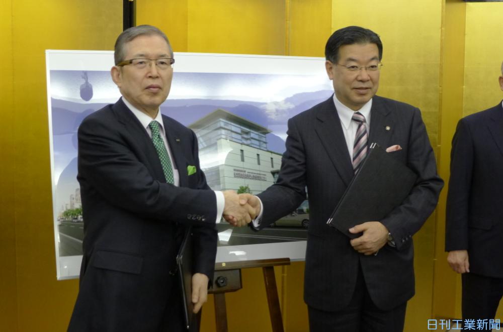 日本電産の永守会長兼社長、個人資産70億円投じ最先端がん治療