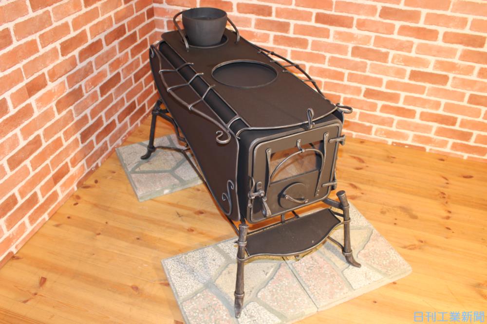 薪ストーブ 鍛鉄で装飾 日鉄工営 デザインと利便性向上 中小 ベンチャー ニュース 日刊工業新聞 電子版