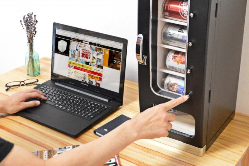 サンコー／小型　俺の自販機 楽天市場】サンコー 俺の自販機 SCSMVMFH 冷蔵庫 ドリンク