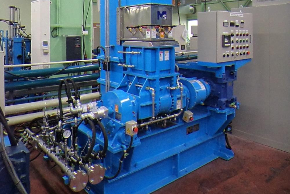 日本スピンドル 混練機の新工場 ｉｏｔで受注増 機械 ニュース 日刊工業新聞 電子版