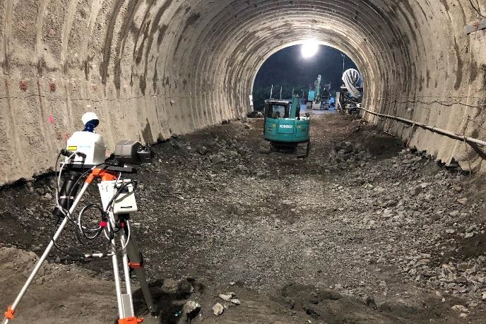 西松建設、山岳トンネル工事効率化 インバート向け掘削形状を3D計測