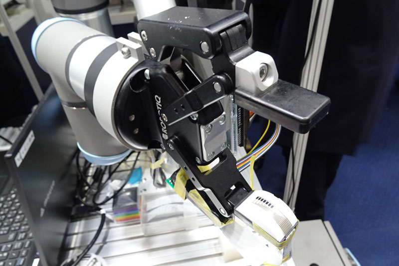 触覚センサーで硬さ判定 山形大、ロボットハンド開発 | 日刊工業新聞