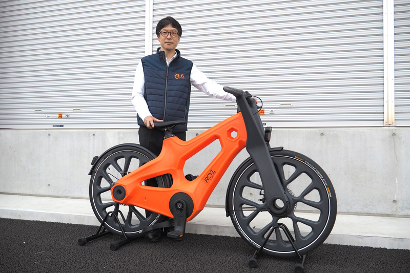 ITERA 自転車 プラスチック The Plastic Bike Itera - Rolling Spoke