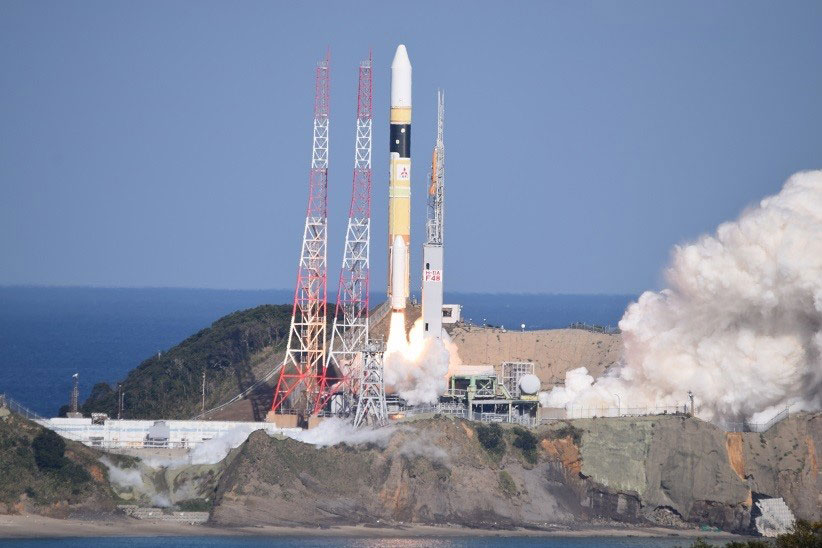 H1ロケット　三菱重工業 新型ロケット「H3」の機体公開 開発中の三菱重工業「やっと形に