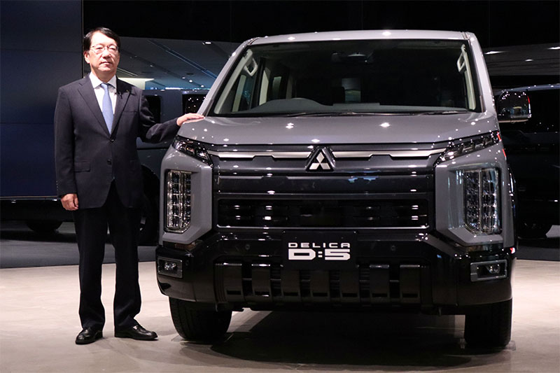 三菱自、新型「デリカD：5」発売 | 日刊工業新聞 電子版