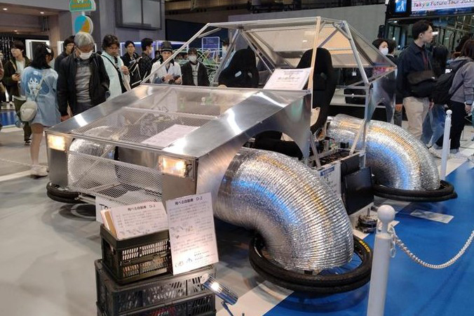 徳島大、“空飛ぶ車”試作 走行中に変形、災害で活用 | 日刊工業新聞 電子版
