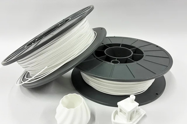 東京インキ、高い白色度・反射率 3Dプリンター用PPフィラメント発売