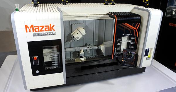 菓子器　松山造 ヤマザキマザック、複合加工機をレゴで再現 メカトロテックで展示