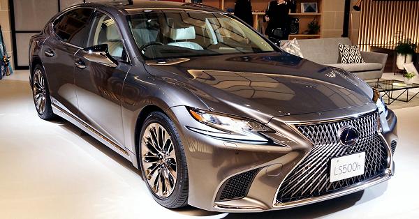 トヨタ、レクサス「LS」を11年ぶり全面改良 | 自動車・輸送機