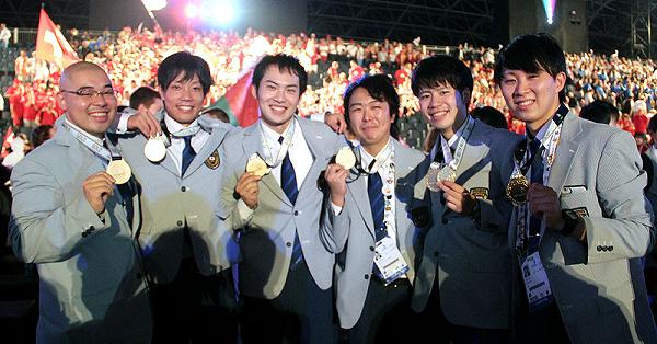 電子版】技能五輪国際大会が閉幕、日本勢は9位 金3個含むメダル9個