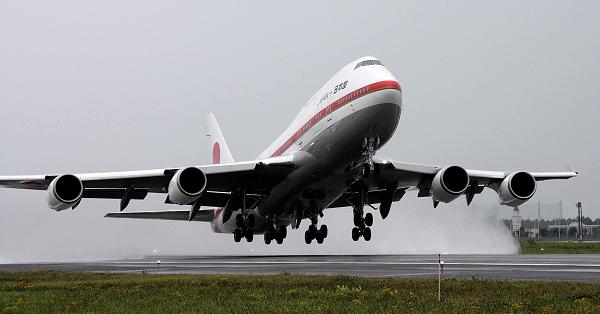 レア　政府専用機　 ボーイング　Boeing　パッチ JG20151 1:200 BOEING 747-400 20-1101 政府専用機 完成品（ギア