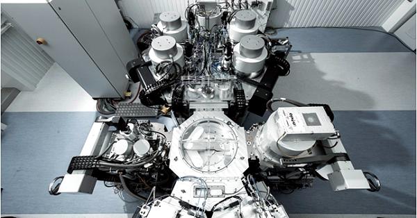 フラットパネルディスプレイ製造プロセス技術＆プロダクトデ-タ Ｔｅｃｈｎｏｌｏｇｙ・ｅｑｕｉｐｍｅｎｔ・ｍａｔｅ ０６〜０７/プレスジャ-ナル（単行本） フラットパネルディスプレイ製造プロセス技術＆プロダクトデ-タ