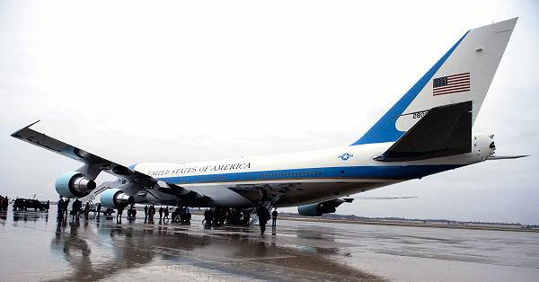 電子版】米ボーイング、次期「エアフォースワン」を受注 4400億