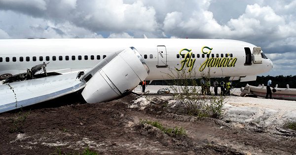 飛行機 電子版】フライ・ジャマイカのB757機、南米ガイアナで緊急着陸 滑走路