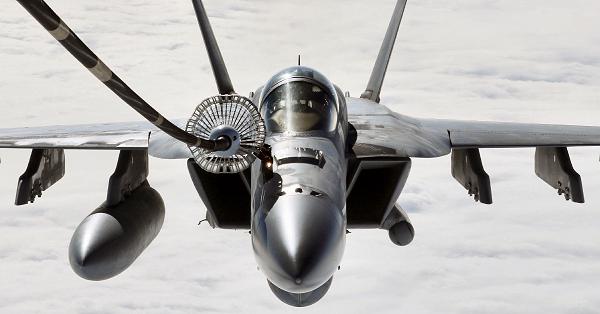 日英共同　日米共同　空中給油　自衛隊 電子版】在日米軍機2機が接触、墜落 FA18とKC130給油機 高知沖で