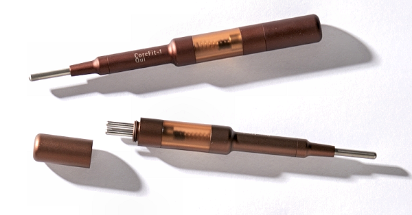 美品　corefit　キュイ フェイスポインター キュイ コアフィットキュイ B-by-C株式会社